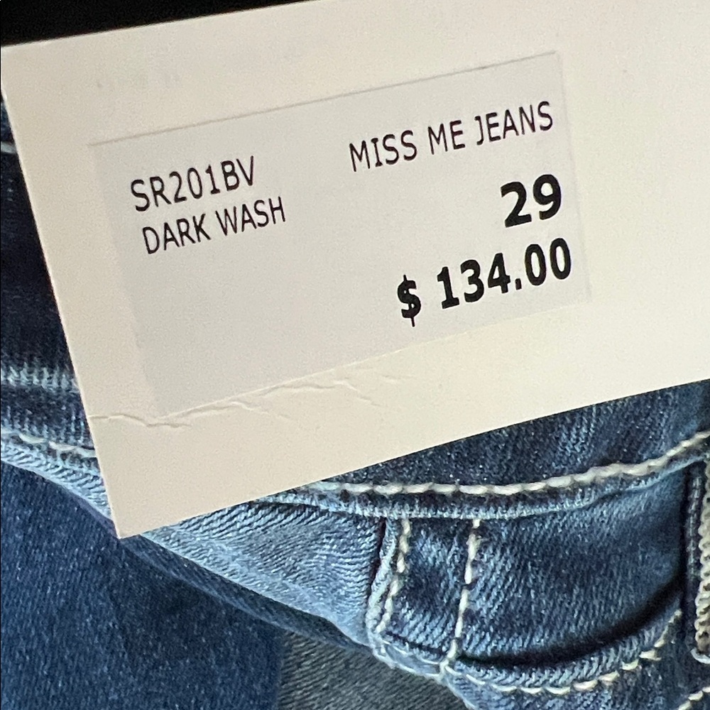 Miss Me Dreamcatcher Bootcut Jeans
Size 29 - Picture 5 of 6